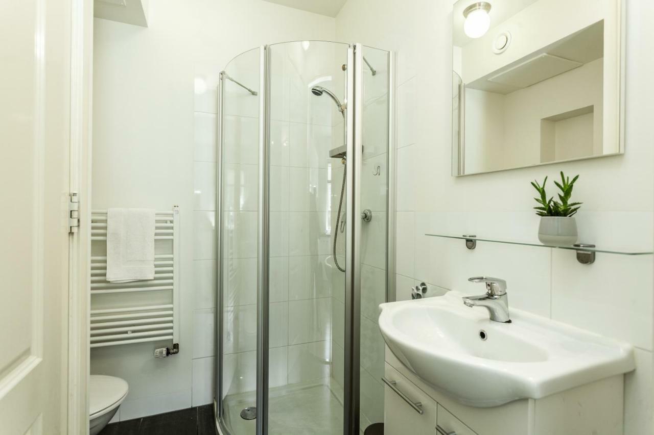 Stayci Serviced Apartments Central Station Apartment *